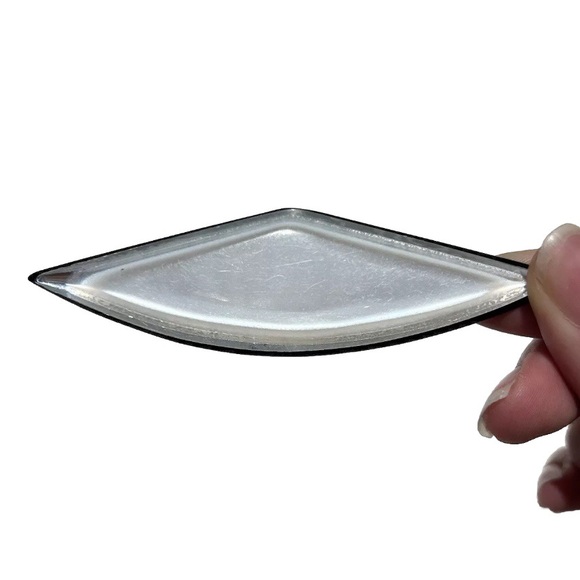 Vintage Shiny Pearlized Diamond Shaped Brooch Pin White Black Border 80s Classy - Picture 5 of 12